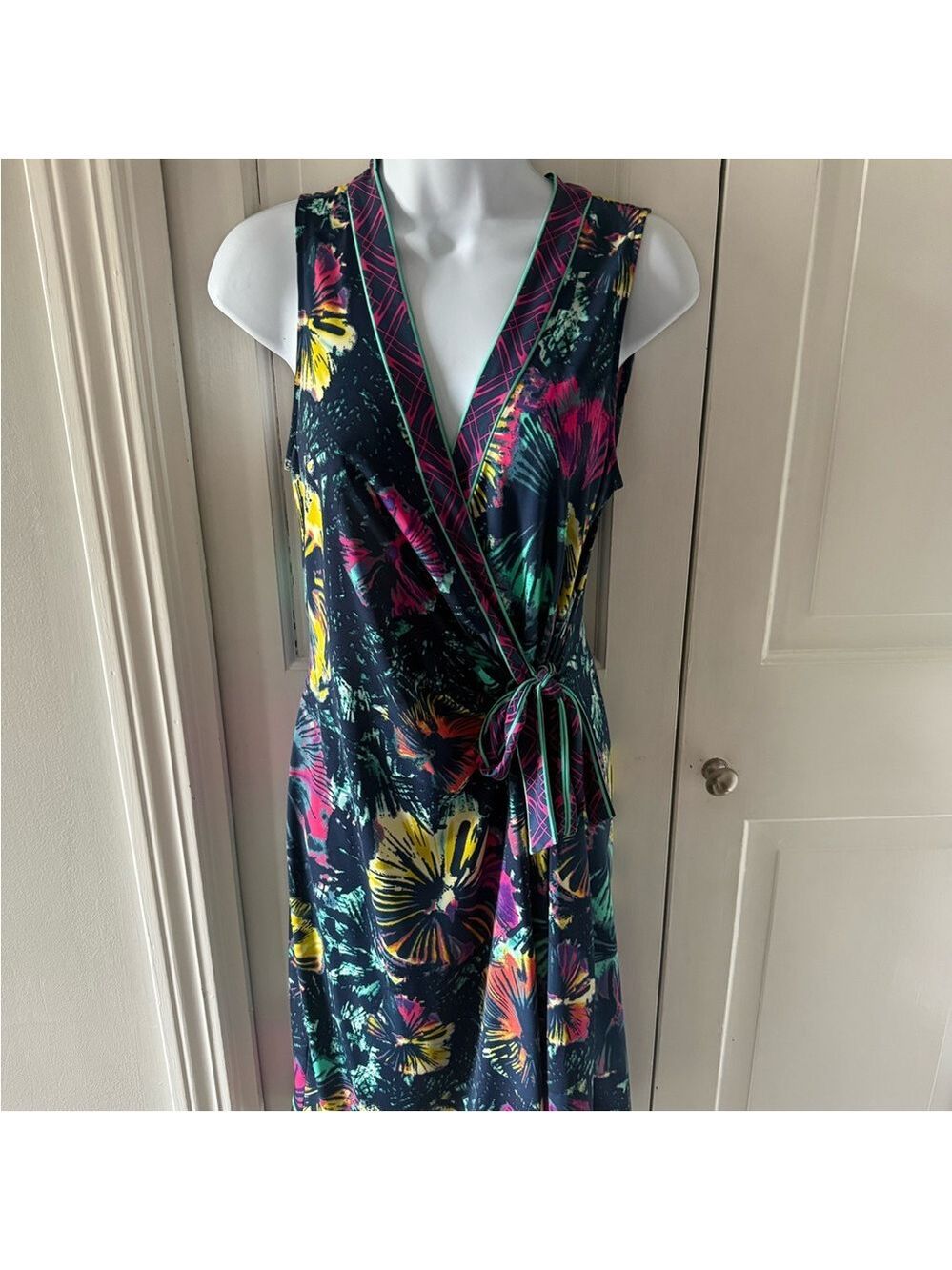 BCBGMaxAzria Navy Floral Wrap Midi Dress with Tie